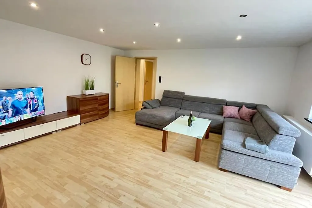 Shine Apartment Schwarzenfeld 0*,  ألمانيا